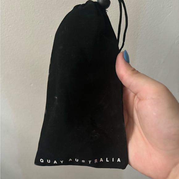 QUAY nightfall sunglasses - Picture 3 of 6